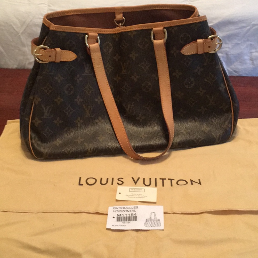 Authentic Louis Vuitton Batignolles Horizontal